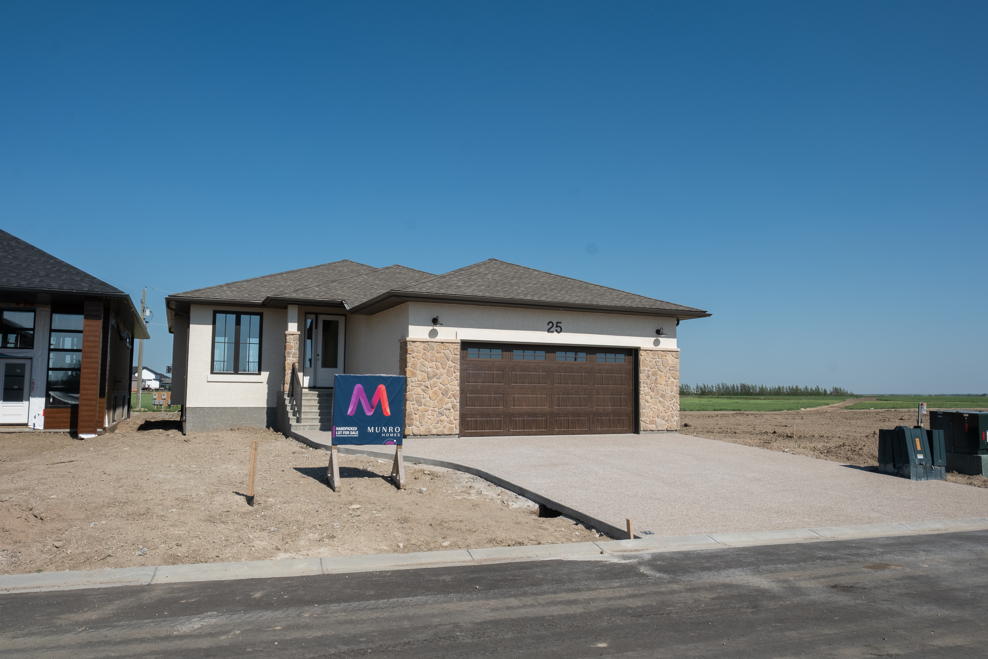 Munro Home on The Country Rd located in The Country Lumsden